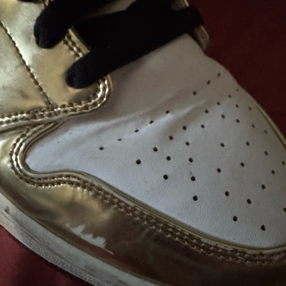 Nike Air High-Tops with Gold and White Finish - Picture 8 of 9